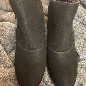 Bare traps Faux Elegant Black Ankle Boots-Cacie-Size 8 US-Side Zipper